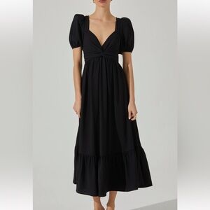 ASTR size M Twist Bust Tie Back Midi Dress